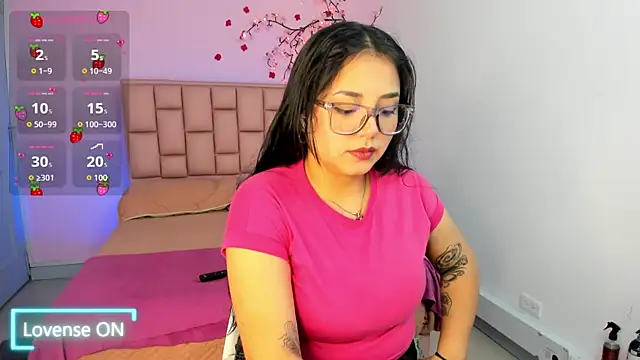 Snapshot of SofiDoll_cg chatting on November 2025 12:27:02 PM SofiDoll cg online show from November 2025 12:27:02 PM