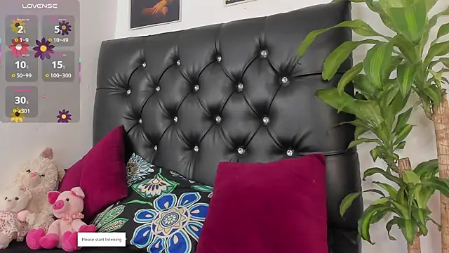 Snapshot of Britney_Rose chatting on September 2025 12:16:01 AM Britney Rose online show from September 2025 12:16:01 AM