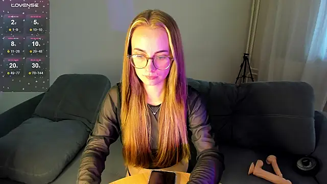 MewStella online show from September 2025 07:11:02 AM