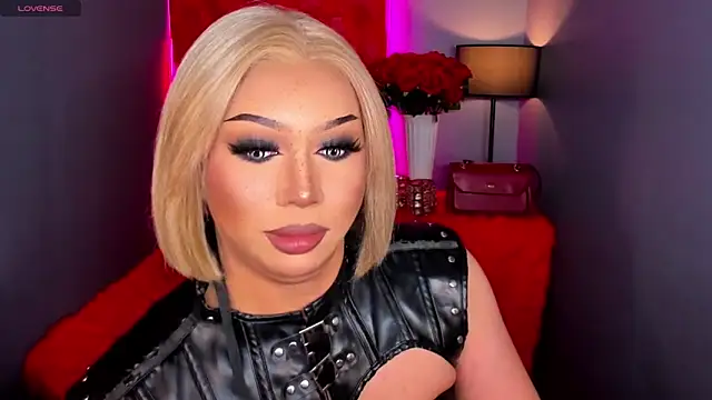 Snapshot of Madisonwill chatting on October 2025 08:11:01 AM Madisonwill online show from October 2025 08:11:01 AM