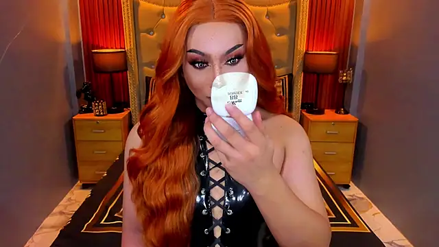 Snapshot of Madisonwill chatting on November 2025 04:55:01 PM Madisonwill online show from November 2025 04:55:01 PM