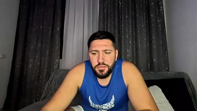 Gold Alpha Boy online show from October 2025 03:38:02 PM