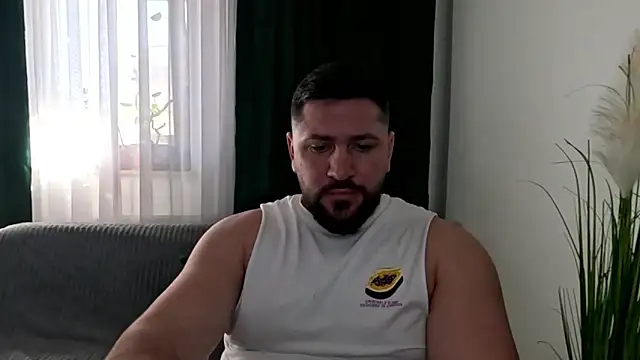 Gold Alpha Boy online show from March 2026 12:33:01 PM