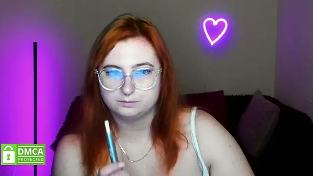 Snapshot of Alicia_love00 chatting on October 2025 11:28:02 AM Alicia love00 online show from October 2025 11:28:02 AM