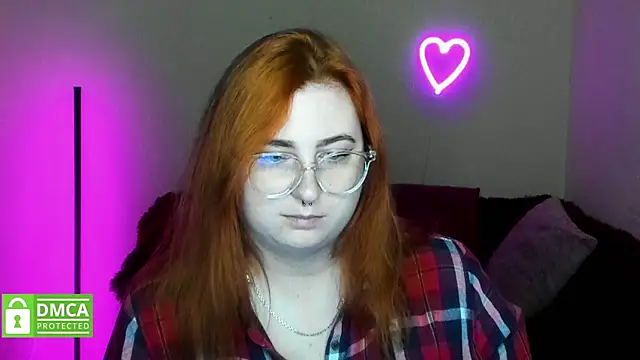 Snapshot of Alicia_love00 chatting on October 2025 11:30:01 AM Alicia love00 online show from October 2025 11:30:01 AM