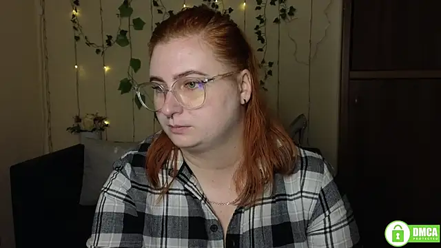 Snapshot of Alicia_love00 chatting on October 2025 05:28:01 AM Alicia love00 online show from October 2025 05:28:01 AM