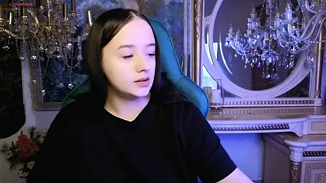 LaraBenson  online show from March 2026 04:35:02 PM