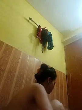 ISHANI-SINGH online show from February 2026 06:08:02 PM