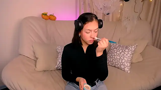 CindySparkl online show from October 2025 03:50:02 AM