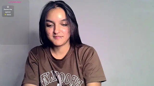 Ari 20  online show from May 2026 04:10:02 AM