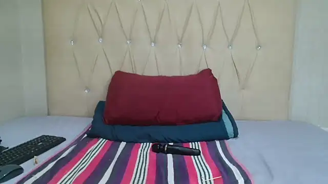 Snapshot of Sexybella-97 chatting on November 2025 05:14:01 PM Sexybella-97 online show from November 2025 05:14:01 PM