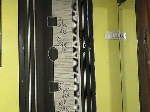 mickle james online show from December 2025 04:45:02 PM