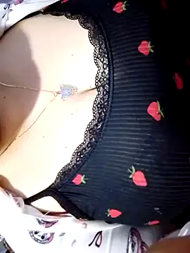 Snapshot of Hnonasix89 chatting on March 2026 03:23:01 AM Hnonasix89 online show from March 2026 03:23:01 AM