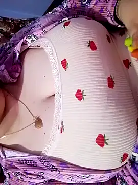 Snapshot of Hnonasix89 chatting on April 2026 11:13:02 PM Hnonasix89 online show from April 2026 11:13:02 PM