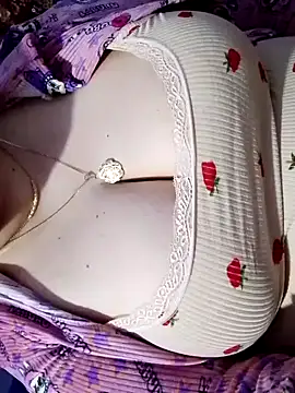 Snapshot of Hnonasix89 chatting on April 2026 12:41:01 AM Hnonasix89 online show from April 2026 12:41:01 AM