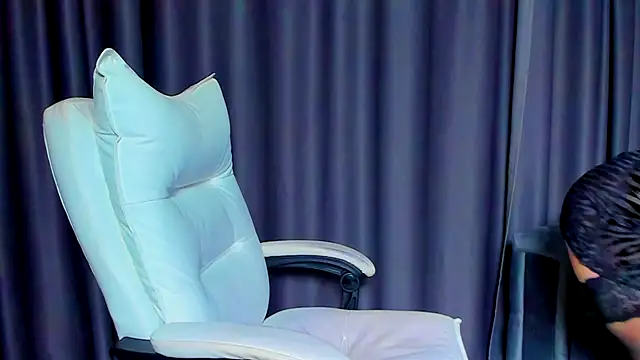 DevashaQueenX online show from October 2025 06:57:01 AM