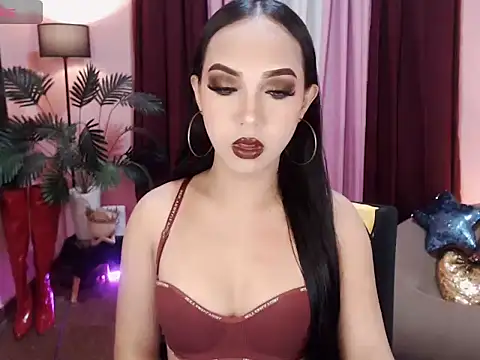 Snapshot of UrasianBIGcock696 chatting on November 2025 05:01:02 PM UrasianBIGcock696 online show from November 2025 05:01:02 PM