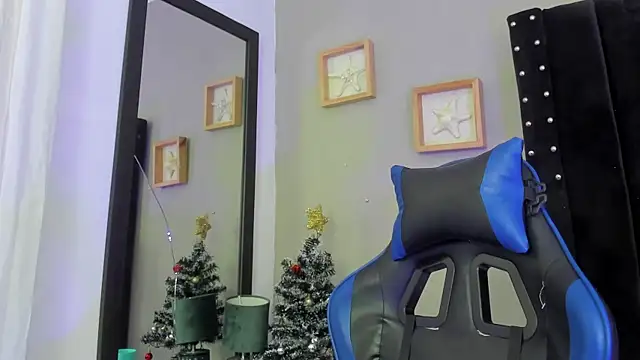 Snapshot of Mathewboy1 chatting on December 2025 07:53:02 PM Mathewboy1 online show from December 2025 07:53:02 PM