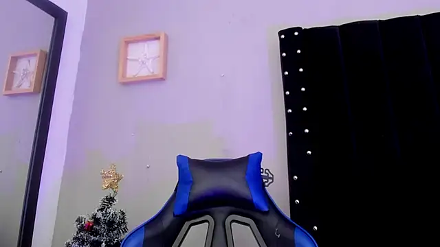 Snapshot of Mathewboy1 chatting on January 2026 06:33:01 PM Mathewboy1 online show from January 2026 06:33:01 PM