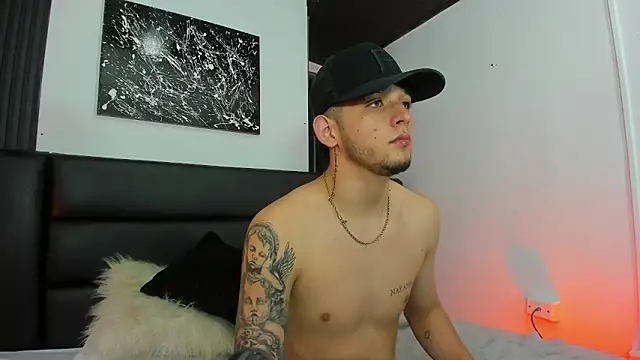 Snapshot of Mathewboy1 chatting on February 2026 11:40:02 AM Mathewboy1 online show from February 2026 11:40:02 AM