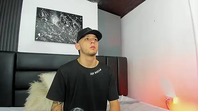 Snapshot of Mathewboy1 chatting on February 2026 11:29:01 AM Mathewboy1 online show from February 2026 11:29:01 AM