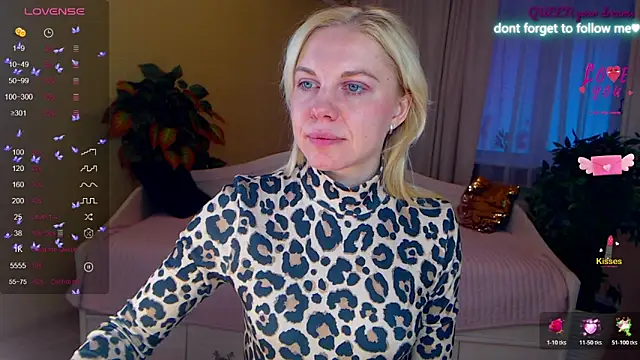 LiSinDoll online show from March 2026 01:43:02 AM