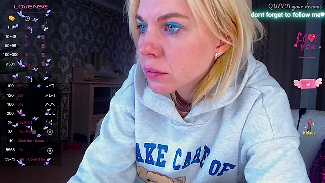 LiSinDoll online show from April 2026 03:18:02 AM