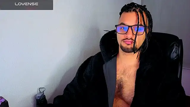 Ernesto-Rodriguez82 online show from March 2026 05:01:02 AM