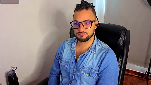 Ernesto-Rodriguez82 online show from April 2026 02:24:01 PM