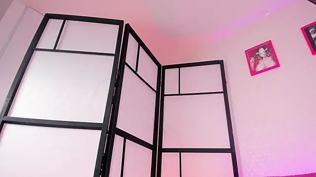 missweetpeach online show from March 2026 11:33:01 PM