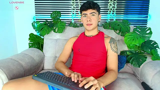 CamiiGuzmanX online show from March 2026 08:36:02 PM