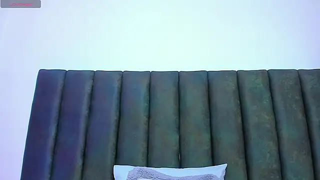 hannah miller 1 online show from March 2026 03:40:01 PM