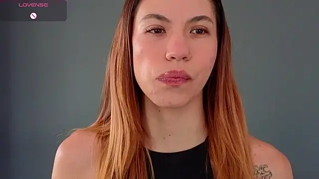 AntonellaaRossii online show from December 2025 01:09:01 PM