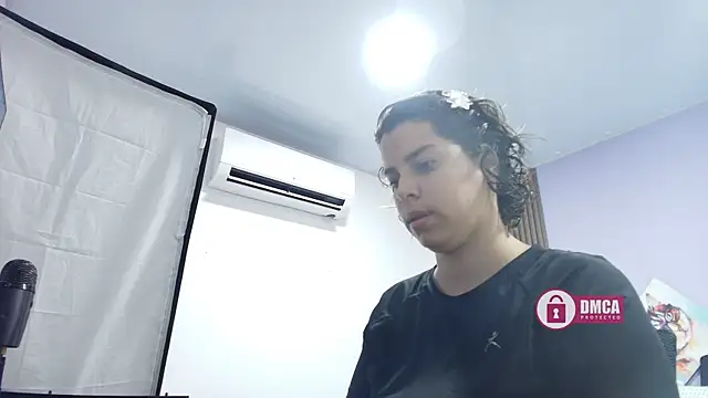 gisell gomez online show from April 2026 08:24:02 PM