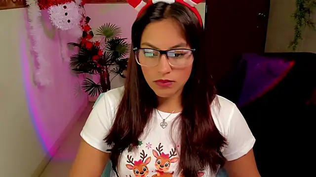 Cameroon-Diaz online show from December 2025 01:49:01 PM