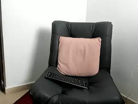 axel davis  online show from December 2025 09:03:01 AM