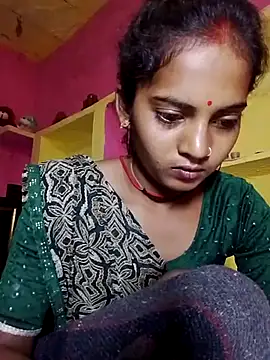 Snapshot of Hot_bbbb chatting on October 2025 08:31:02 PM Hot bbbb online show from October 2025 08:31:02 PM