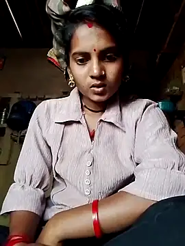 Snapshot of Hot_bbbb chatting on November 2025 08:46:02 AM Hot bbbb online show from November 2025 08:46:02 AM