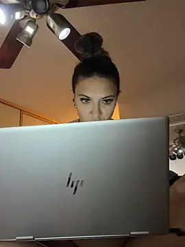 Chicagobabe online show from April 2026 06:42:02 AM