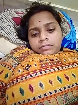 Hot crety online show from September 2025 03:16:01 PM