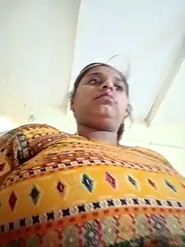 Hot crety online show from October 2025 11:22:01 AM