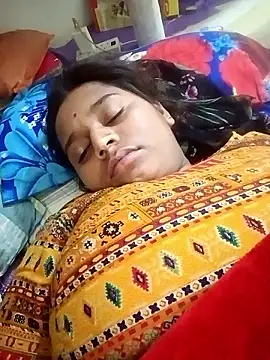 Hot crety online show from November 2025 11:58:02 PM