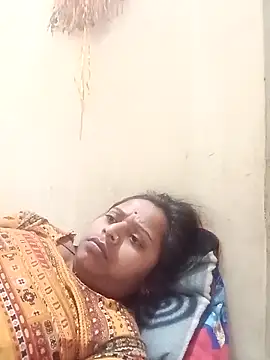 Hot crety online show from March 2026 02:29:02 AM