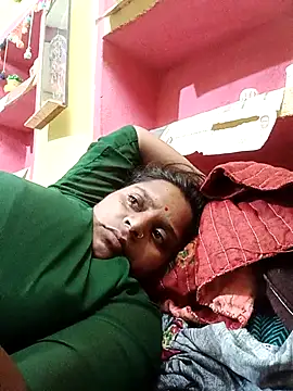 Hot crety online show from June 2026 03:29:01 PM