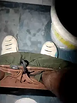 Snapshot of Wet_BunnyFun chatting on November 2025 06:21:01 PM Wet BunnyFun online show from November 2025 06:21:01 PM