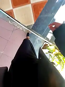 meomeocute online show from November 2025 05:50:02 AM