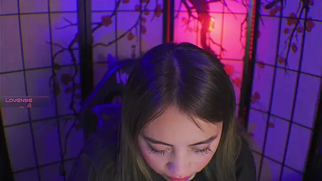 Vanelope sweet  online show from February 2026 03:11:02 AM