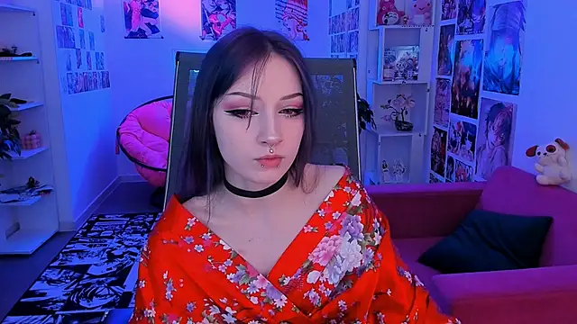 LiliLuna online show from October 2025 03:54:01 PM