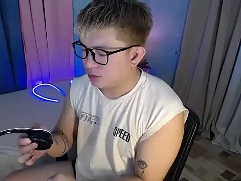 Fuckboii intown online show from July 2026 12:52:02 PM