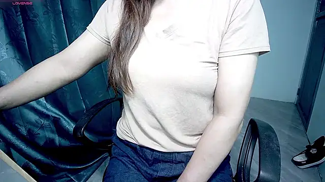 Snapshot of _Sara_768 chatting on October 2025 07:58:02 PM Sara 768 online show from October 2025 07:58:02 PM